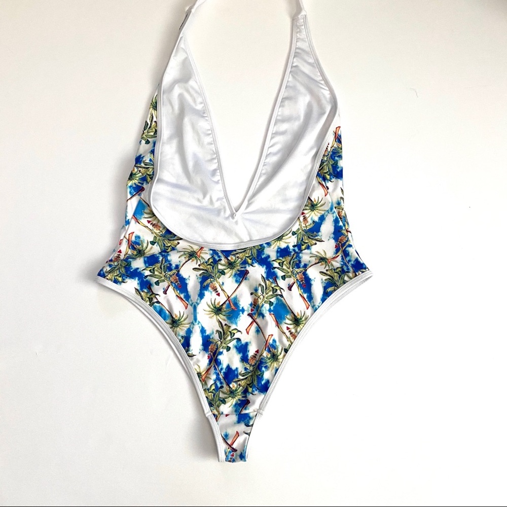 Deep V neck one piece swimsuit - Picture 3 of 14